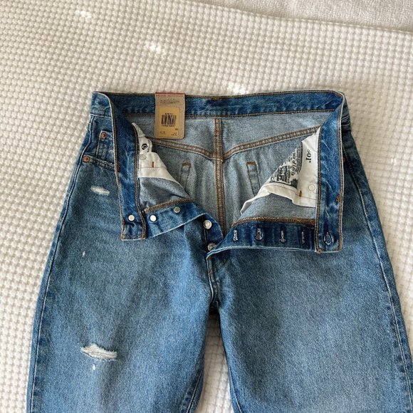 Levi's | 501 Original Cropped Jeans - Picture 13 of 14